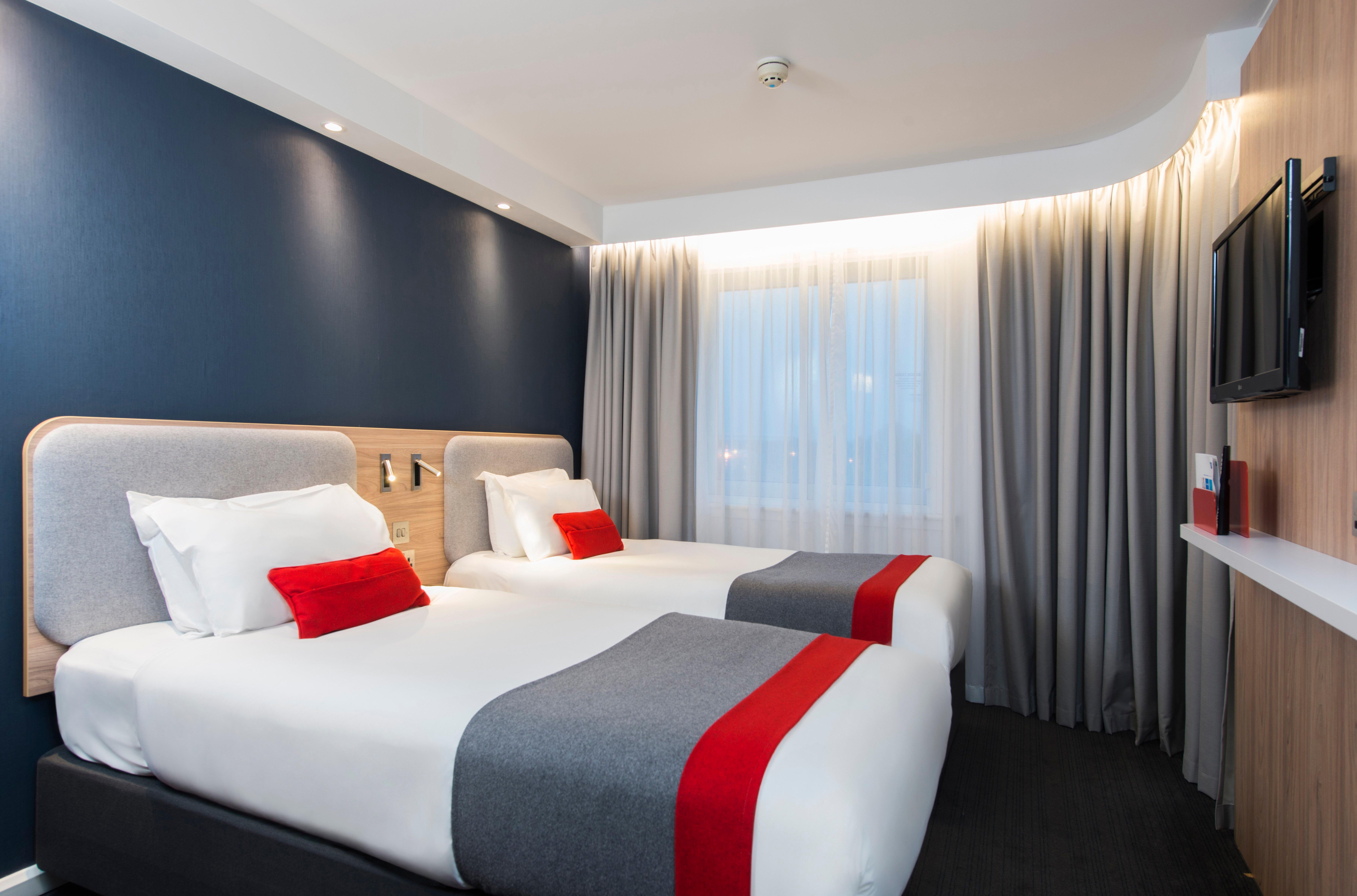 Holiday Inn Express - Exeter - City Centre By Ihg Ngoại thất bức ảnh