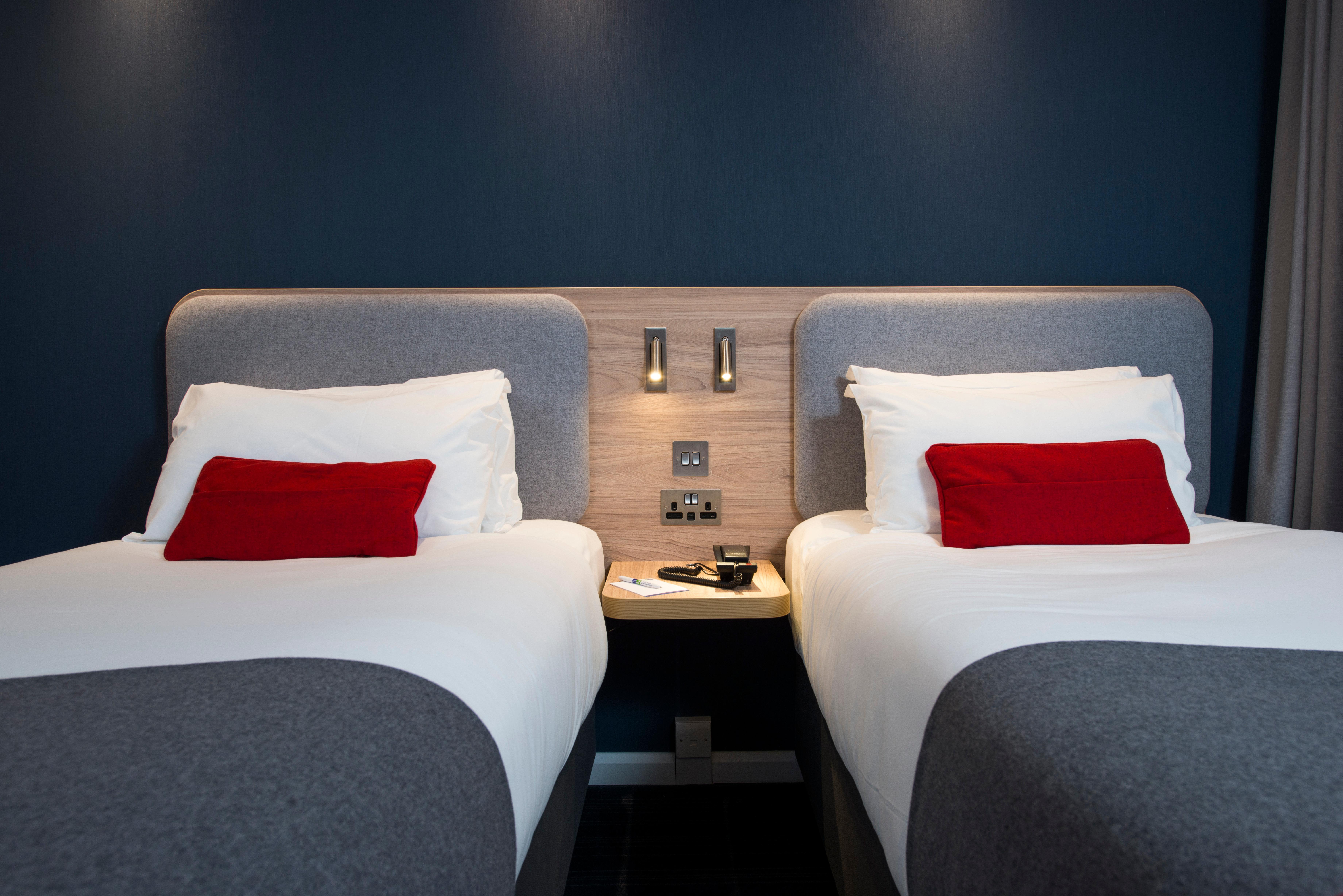Holiday Inn Express - Exeter - City Centre By Ihg Ngoại thất bức ảnh